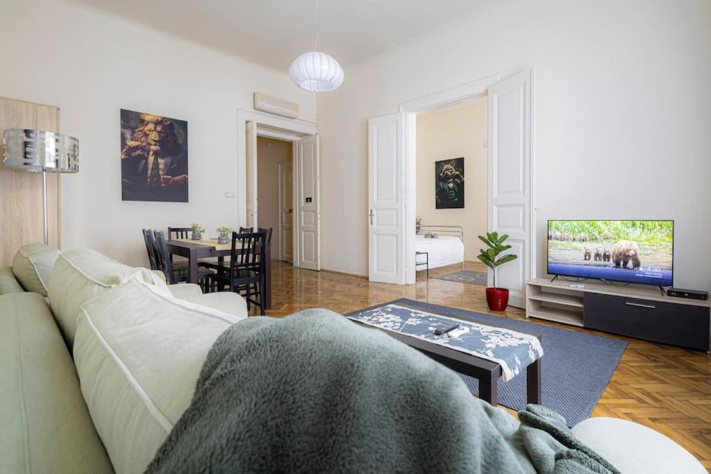 Gentleman Apartment Budapest Exterior foto